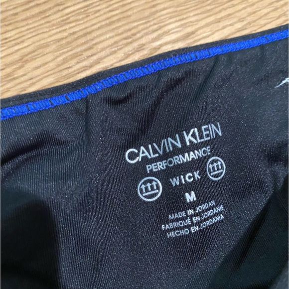Calvin Klein performance legging - Picture 2 of 3